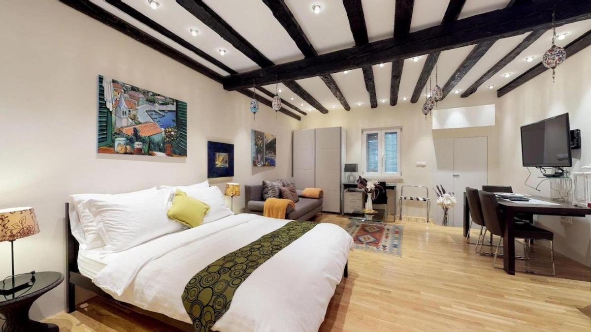 Diocletian Studio Apartments Split Exterior foto